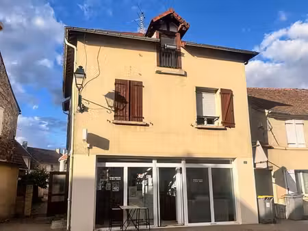 prestigieuse maison en vente plailly  france