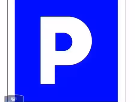 parking à louer - lille (59) - 117€