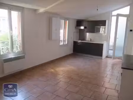 appartement à louer 2 pièces - nîmes (30) - 603€