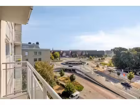 appartement te koop in sint-michiels met 2 slaapkamers