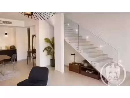 vente appartement 4 pièces 88 m² saint-laurent-du-var (06700)