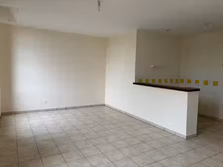 location appartement 2 pièces 53m²