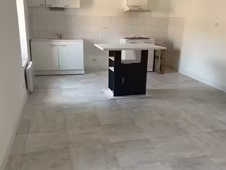 location appartement 3 pièces 61m² lezignan corbieres 11200