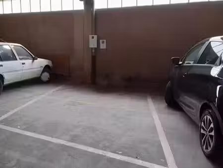 parking à louer - besançon (25) - 115€