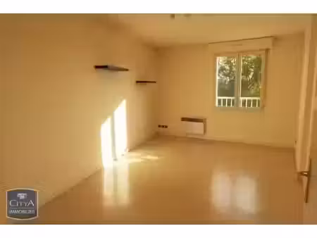 appartement à louer 2 pièces 45.23 m² - poitiers (86) - 576€