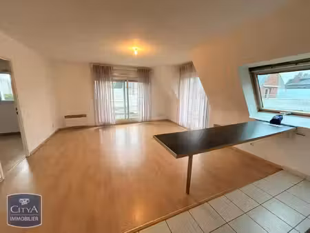 appartement à louer 2 pièces 42 m² - saint-quentin (02) - 590€