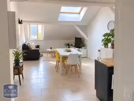 appartement à louer 2 pièces 53.01 m² - saumur (49) - 640€