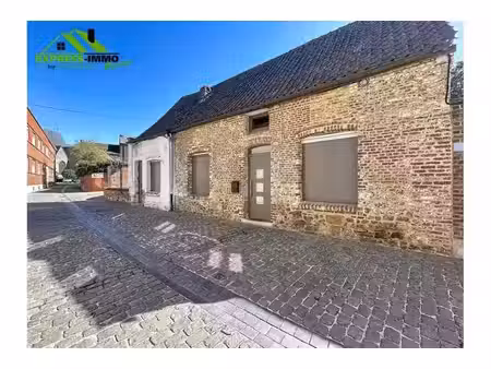 maison à vendre avec terrasse et 2 chambres   chièvres (vbe68673)