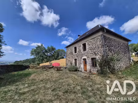 maison de campagne à marcenat (15190)