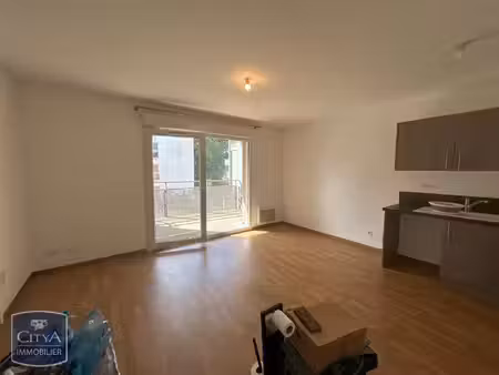 location appartement 2 pièces 39m² tours 37100