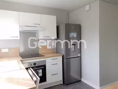 location appartement 4 pièces 72m² st martin d heres 38400