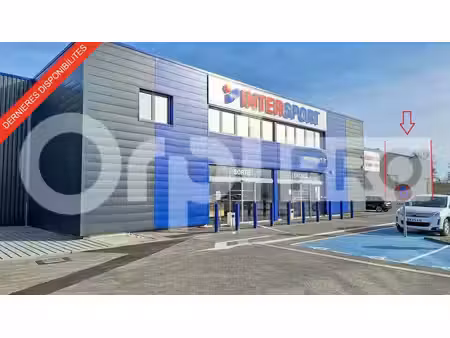 location commerce soissons 02200 552m²