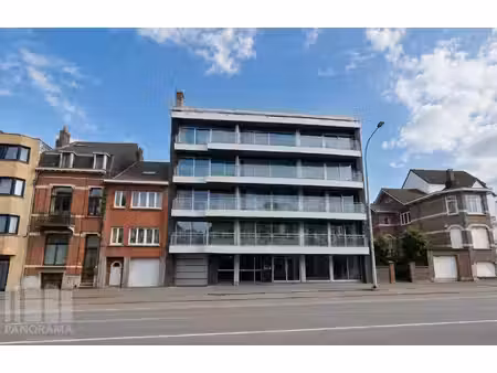 commercieel te koop in sint-jans-molenbeek