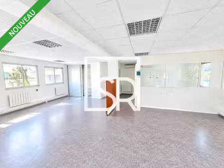 location bureaux clermont ferrand 63000 221m²