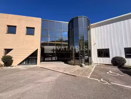 location bureaux 45m² à 689m²