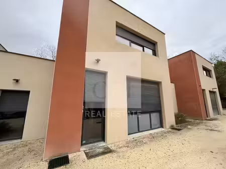 vente bureaux 167m²