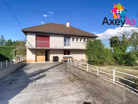 a vendre- pouilly les nonains- maison sur 2 niveaux sur terrain de 2346 m2 avec garage
