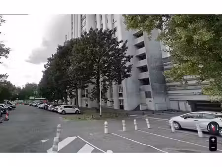 location parking 15 m² à mons-en-baroeul (59370)  75 €
