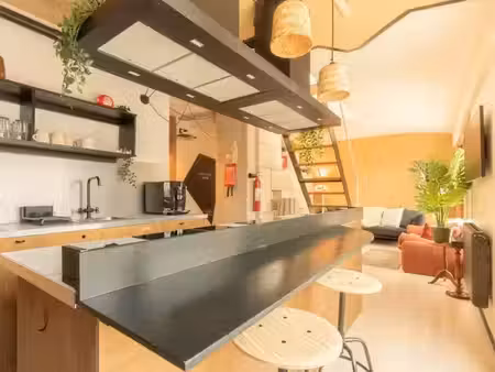 location meublée maison 5 pièces 425 m² à paris 19ème (75019)  1 243 €