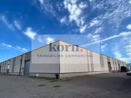 location locaux professionnels 750 m² à lagny-sur-marne (77400)  60 600 €