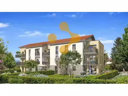 beau t4 au centre du village