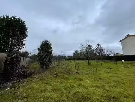 vente terrain 1016 m2 à poitiers
