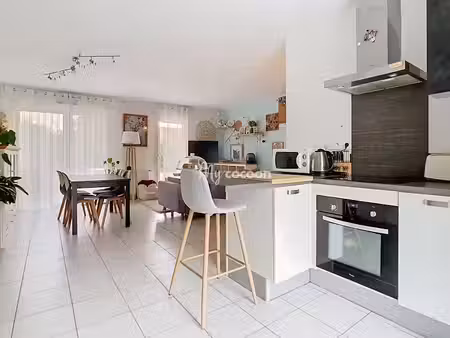 vente maison 4 pièces 85 m² à château-gaillard (01500)  259 000 €