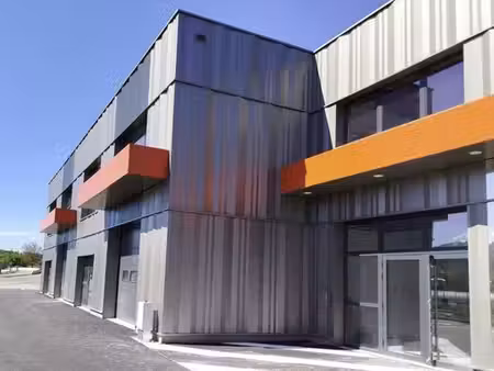 bureau de prestige de 234 m2 en vente - sillingy  france