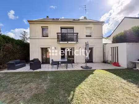 maison 7 pièces - 169 m²