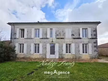 vente maison 6 pièces 160 m² à essouvert (17400)  263 000 €