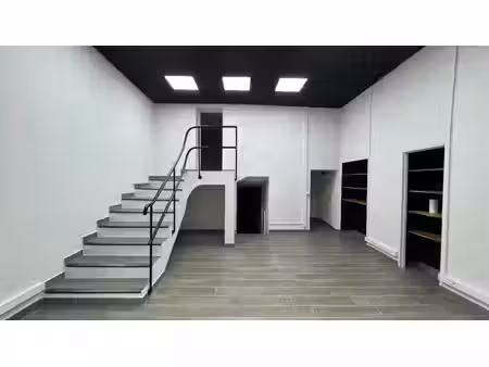 location bureau 2 pièces 100 m² à aix-en-provence (13100)
