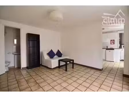 location appartement 1 pièce 27 m² à corbeil-essonnes (91100)