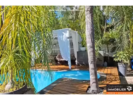 villa haut de gamme t6 de 200 m² avec piscine  vaste varangue et terrasse de 87 m²