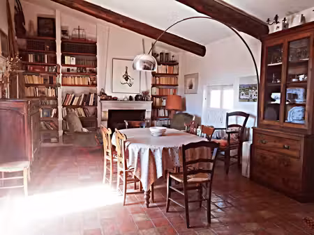 maison de luxe en vente à bonnieux  provence-alpes-côte d'azur