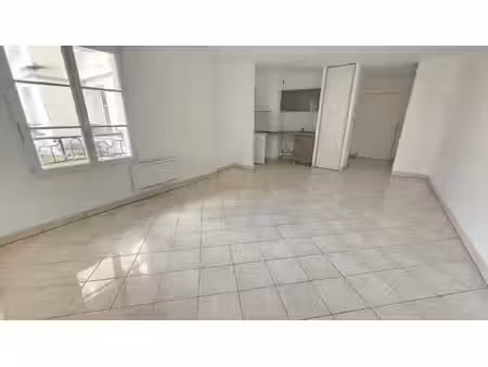 location appartement 2 pièces 43m² st fargeau ponthierry 77310