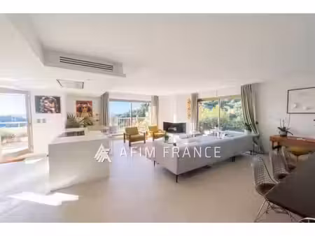 appartement de 3 chambres de luxe en location à èze  france