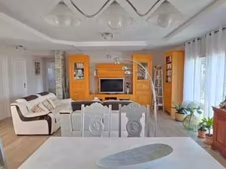 vente maison aux moutiers-en-retz (44760) : à vendre / 145m² les moutiers-en-retz
