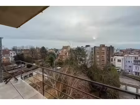 appartement à vendre avec garage et terrasse   forest (vbe68533)