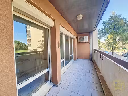 appartement les angles- bellevue 3 pièces 67 m2 avec ascenseur