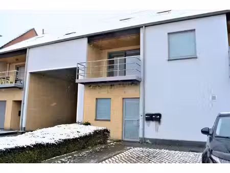 appartement te huur in zolder met 2 slaapkamers