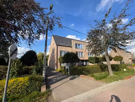 appartement te huur in erpe-mere met 3 slaapkamers
