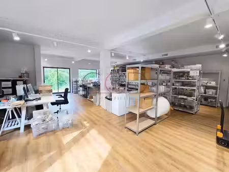 vente locaux professionnels 0 pièces 457 m² à saint-cannat (13760)  1 230 000 €