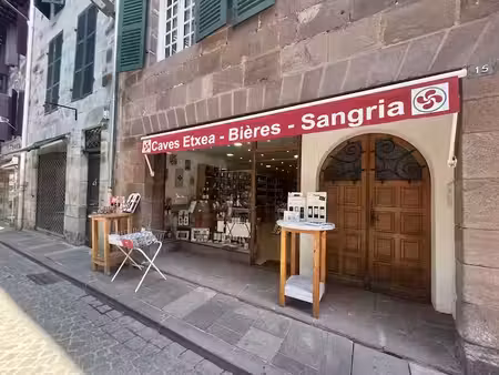 vente locaux professionnels 77 m² à saint-jean-pied-de-port (64220)  15 000 €