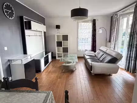 location appartement 3 pièces  62.25m²  bussy