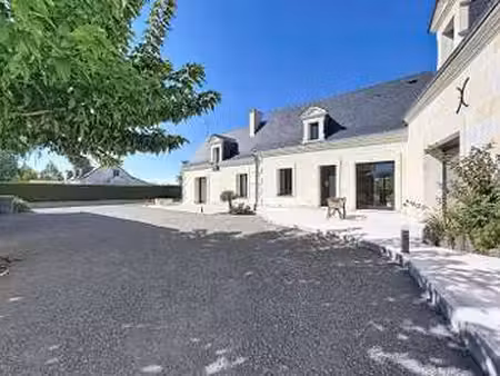 vente maison à beaufort-en-anjou (49250) : à vendre / 280m² beaufort-en-anjou