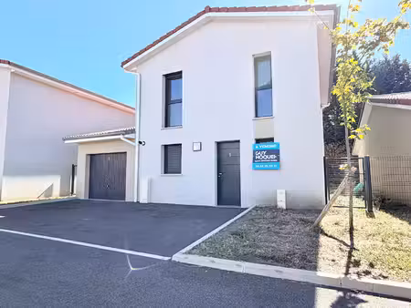 saint-chamond villa récente de 2024 110 m² 4 chambres garage 3 parkings