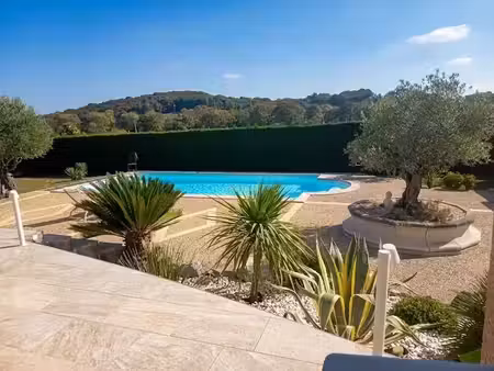 vente propriété 6 pièces 204 m² à montardon (64121)  589 000 €