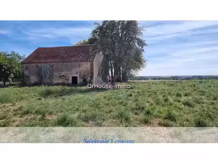 terrain agricole avec grange et vue exceptionnelle à crozon-sur-vauvre