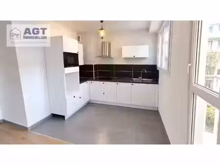 location appartement 2 pièces 42 m² à beauvais (60000)