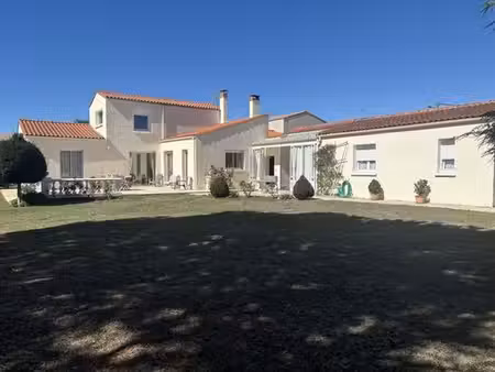 maison de luxe de 6 pièces en vente à fouras  nouvelle-aquitaine